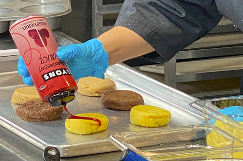 Mini Cakes and Donuts – IDDSI Level 4 Puréed