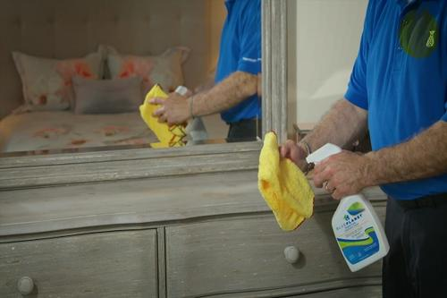 How to Clean a Guest Bedroom