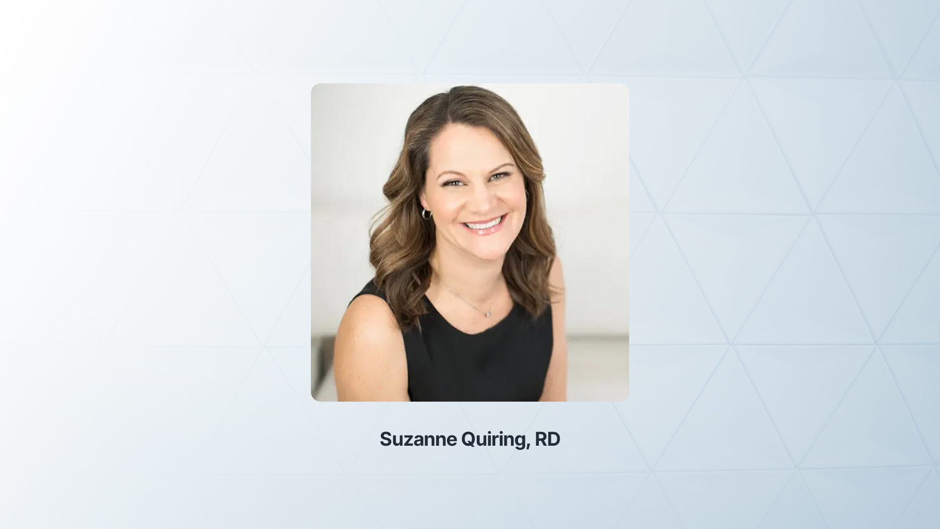 Pineapple Academy - Suzanne Quiring, RD, Content Creator Profile Suzanne Quiring, RD Headshot